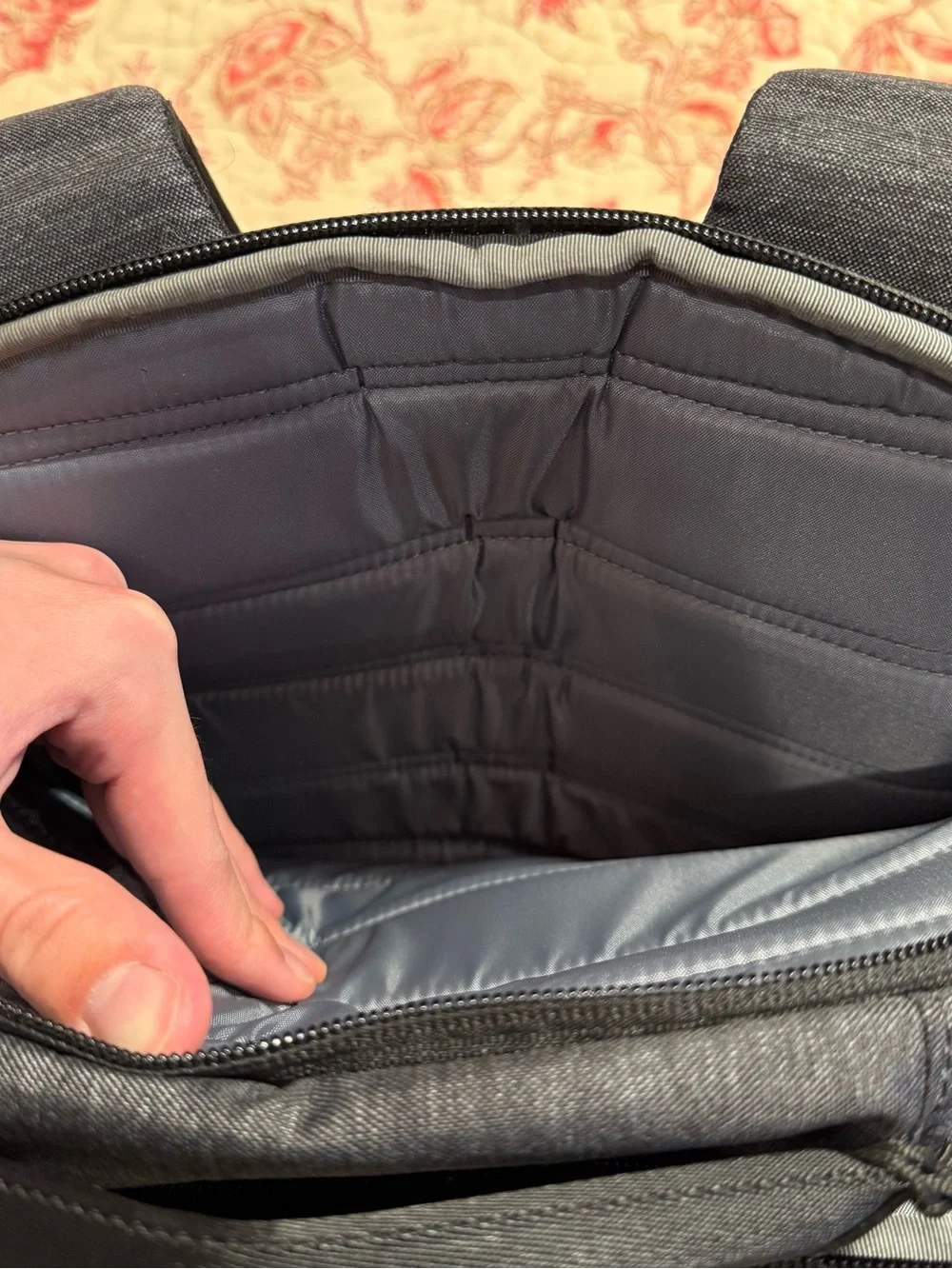 Brand New with tags Timbuk2 Men's Dark Graythe Division Backpack